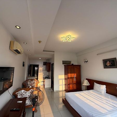 Hoa Phat Hotel & Apartment Cidade de Ho Chi Minh Exterior foto