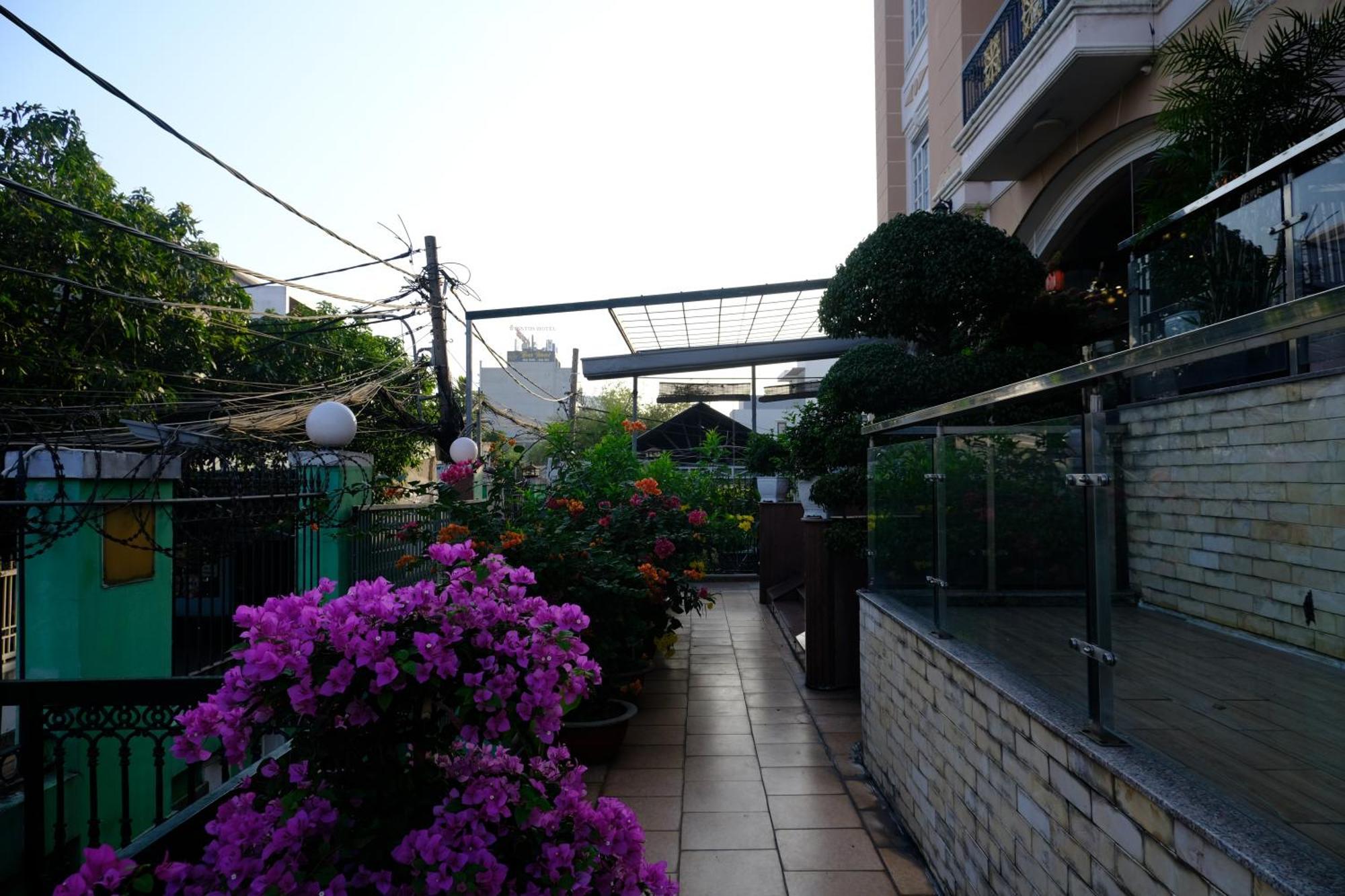 Hoa Phat Hotel & Apartment Cidade de Ho Chi Minh Exterior foto