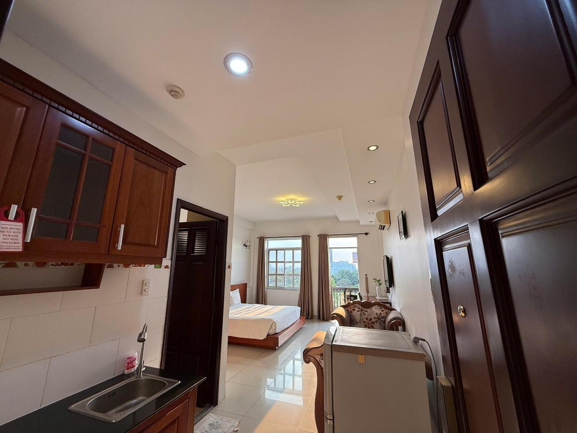 Hoa Phat Hotel & Apartment Cidade de Ho Chi Minh Exterior foto