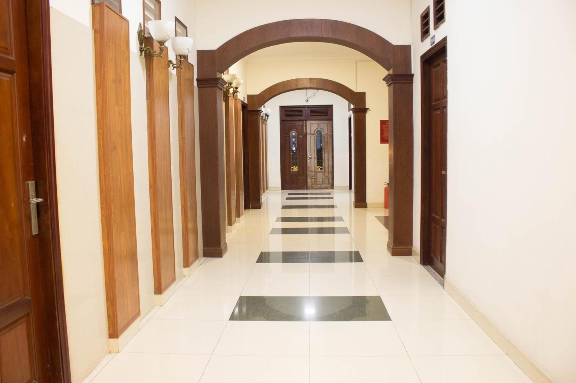 Hoa Phat Hotel & Apartment Cidade de Ho Chi Minh Exterior foto