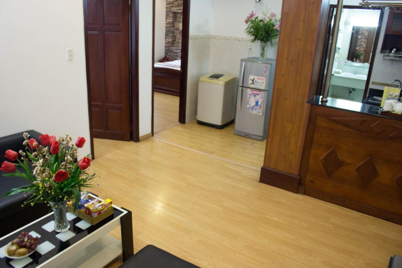 Hoa Phat Hotel & Apartment Cidade de Ho Chi Minh Exterior foto
